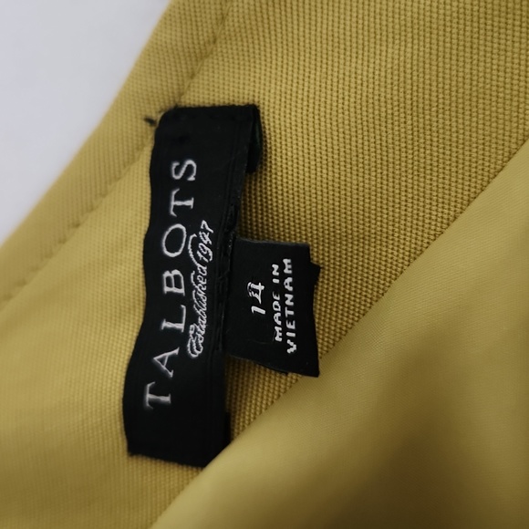 Talbots CURVY SZ SALE $5 - Picture 4 of 8